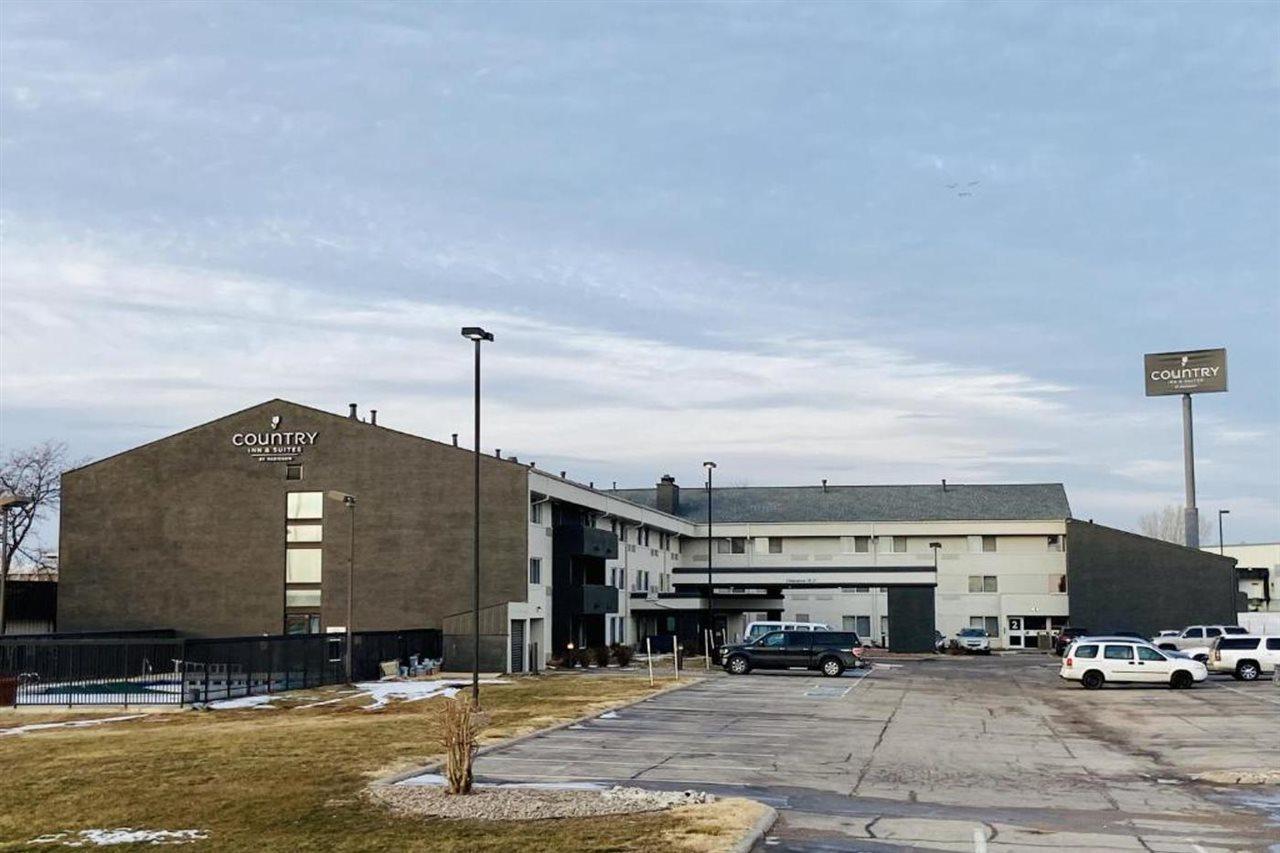 Wingate By Wyndham Airport East 3*