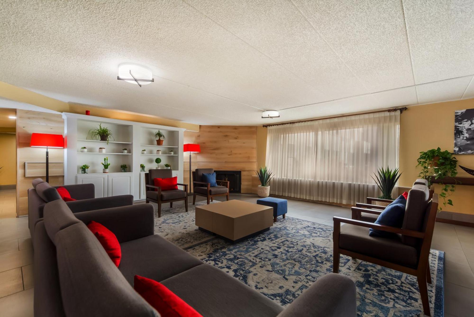 Wingate By Wyndham Airport East