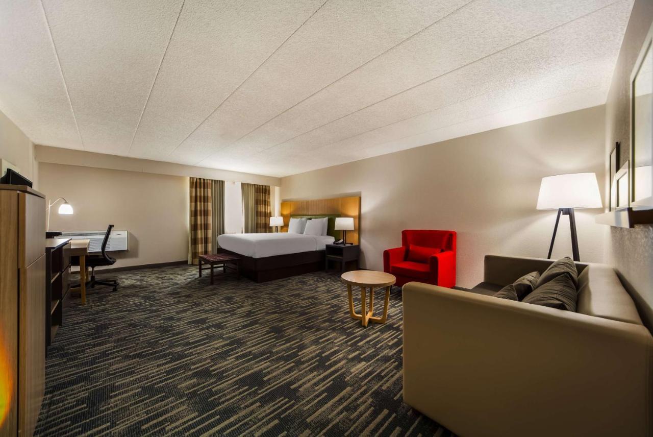 Hotel Wingate By Wyndham Airport East 3*