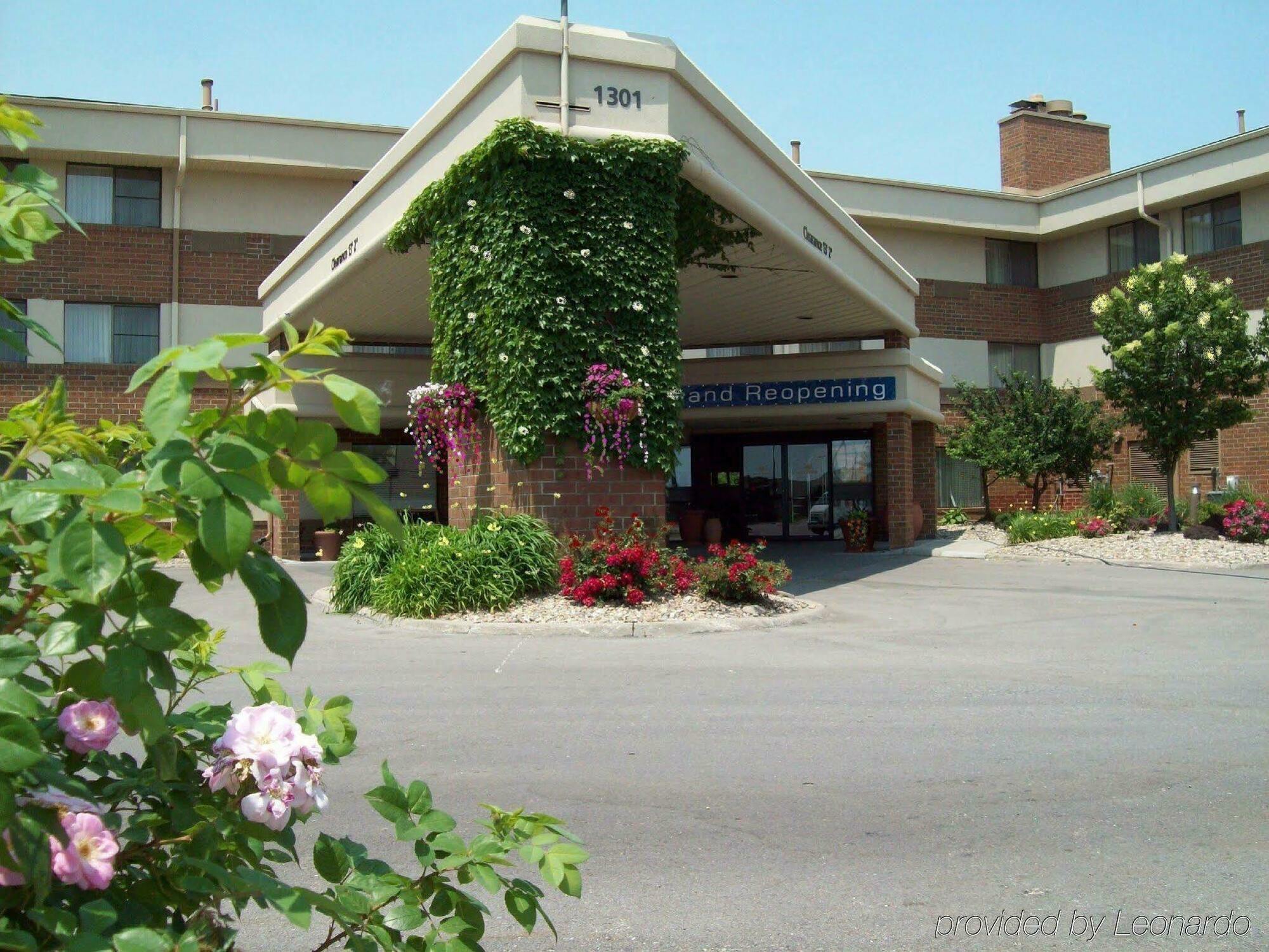 Wingate By Wyndham Airport East Hotel Lincoln